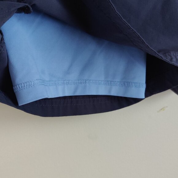 Skora Women's lined shorts with light blue lining - size medium - Picture 3 of 7